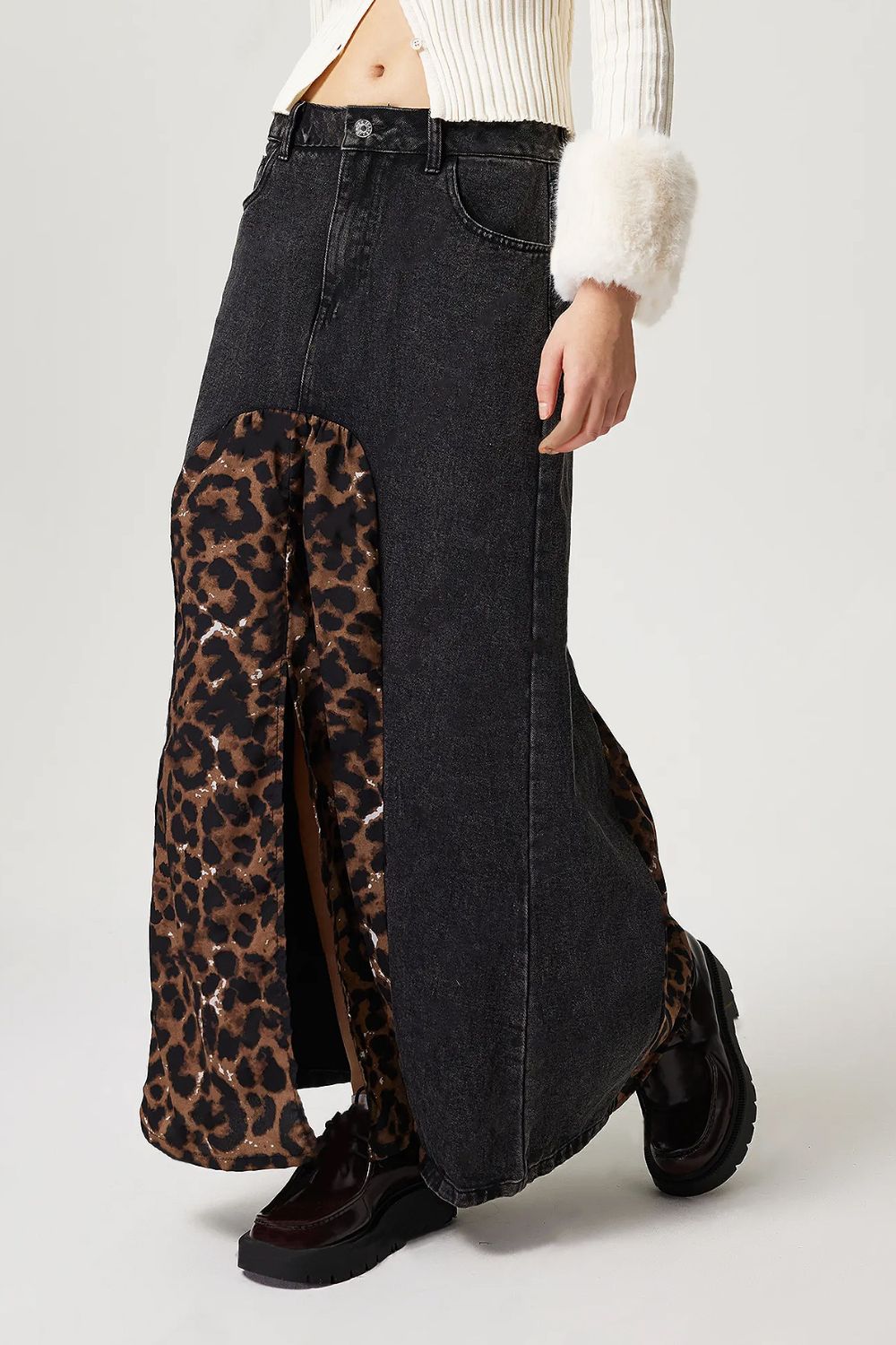 Falda midi de leopardo