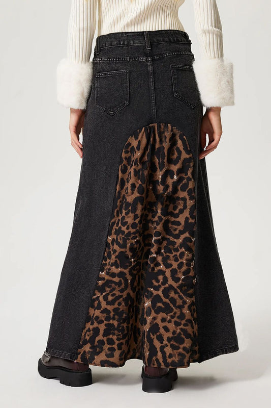 Falda midi de leopardo