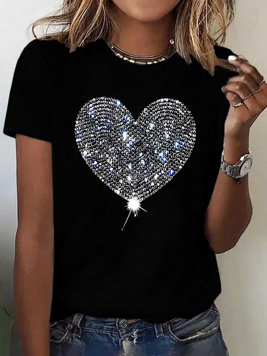 Camiseta de manga corta con gráfico de corazón
