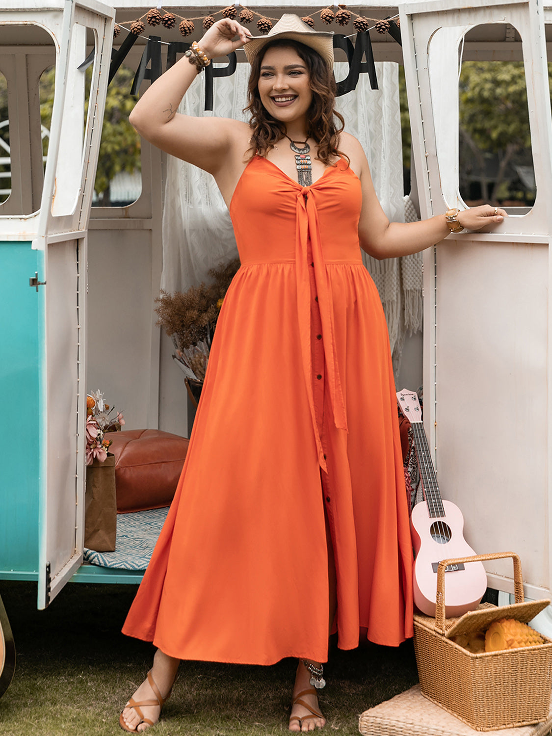 Vestido midi naranja de talla grande